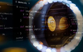 梁山 api php源码,下载的php源码怎么运行呢？